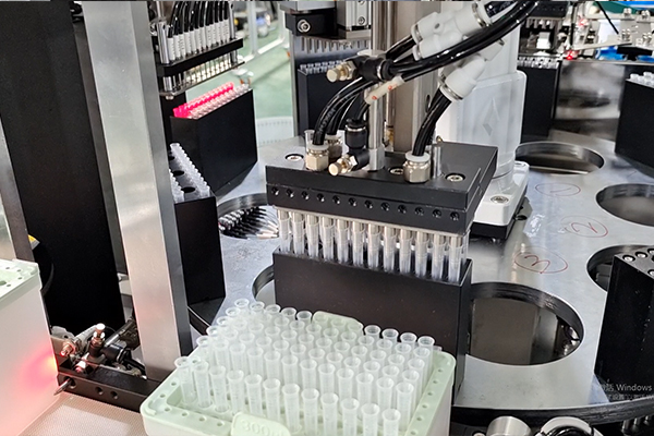 移液吸头自动塞芯装盒机：：：高效精准的智能装配解决方案